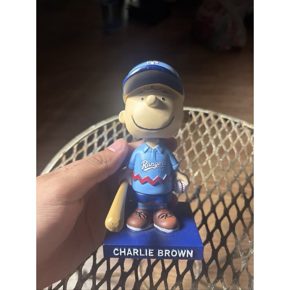 2026 TEXAS RANGERS CHARLIE BROWN PEANUTS BOBBLEHEAD THEME NIGHT